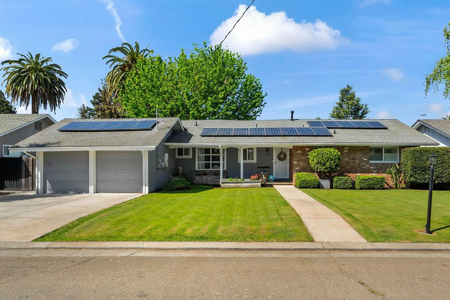 2607 Wisconsin Ave photo 1