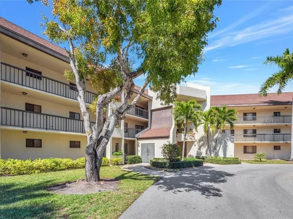 413 Augusta BLVD #103, NAPLES, FL 34113