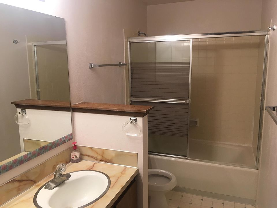 1st image of 12818 SE 41st Ln Unit B102