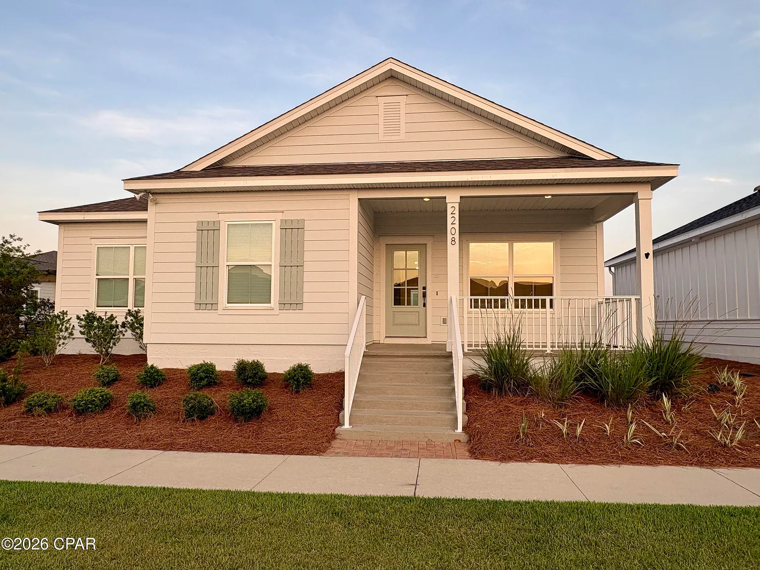 4 bed, 1700 sqft, $2,995 — Photo 2