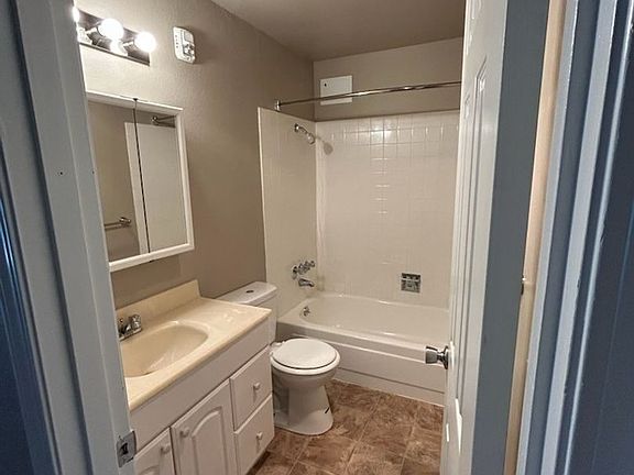 4th image of 13705 56th Ave S APT A302