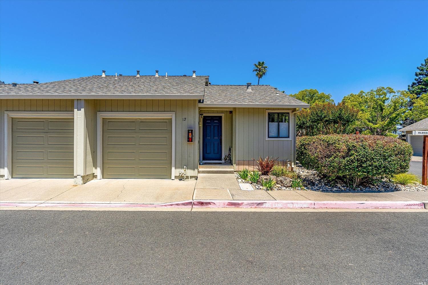 12 Blossom Ct W, Napa, CA 94558 Zillow