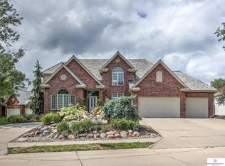 1402 N 133rd St, Omaha, NE 68154