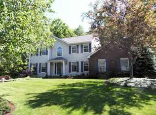 760 Valley View Cir, Aurora, OH 44202