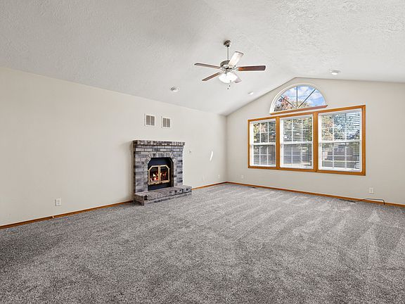 3rd image of 5415 N Noble Fir Ave