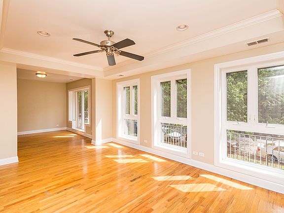 2nd image of 1638-46 W Greenleaf Ave #1638-1S