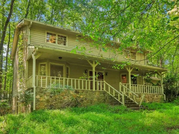 175 Canterbury Ln, Fayetteville, GA 30215