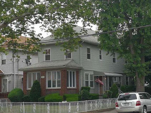2nd image of 3923 Avenue S