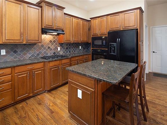 4th image of 6640 Oak Highlands Ct