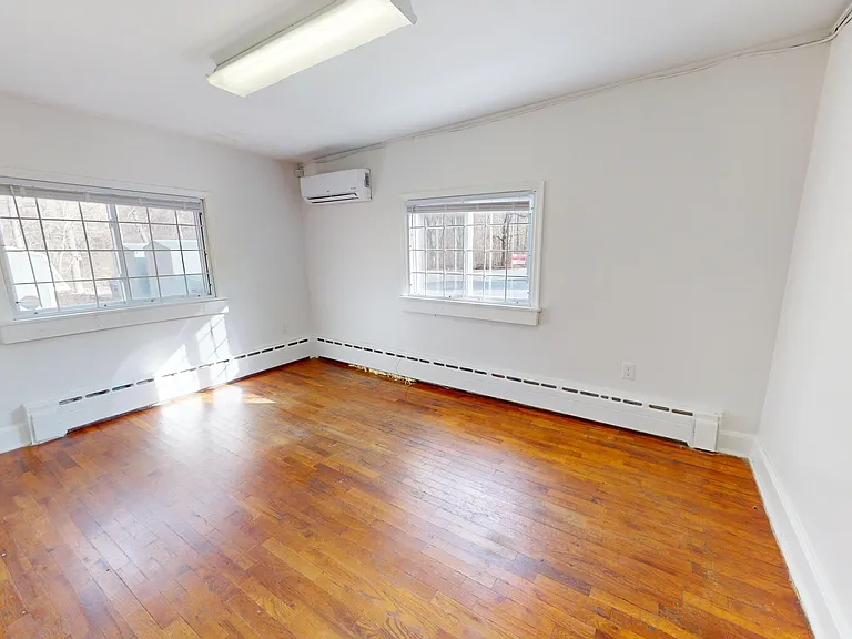 5223 John Marshall Hwy — Photo 13