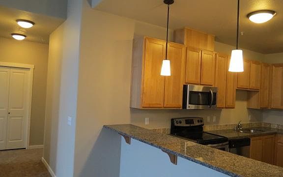 4th image of 602 NE 86th St #P102