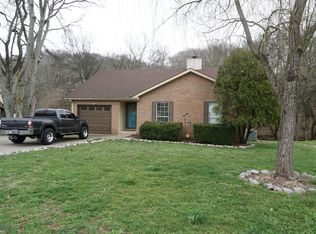 1735 Broadripple Dr, Clarksville, TN 37042