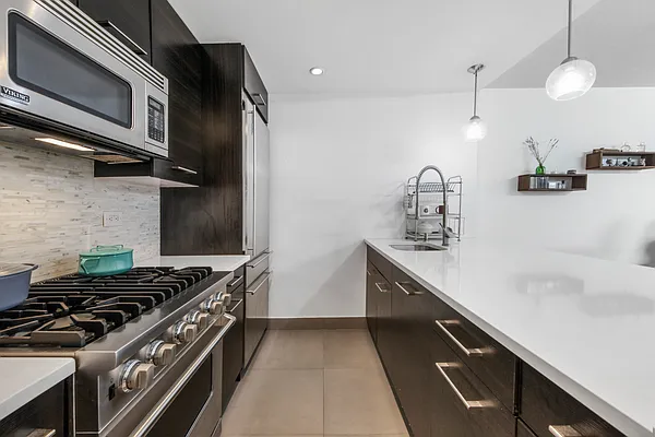 Rented by Realmart Realty LLC | media 18