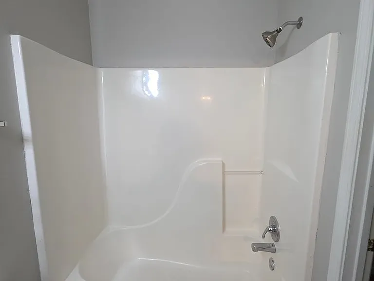 106 Willow Creek Dr — Photo 23