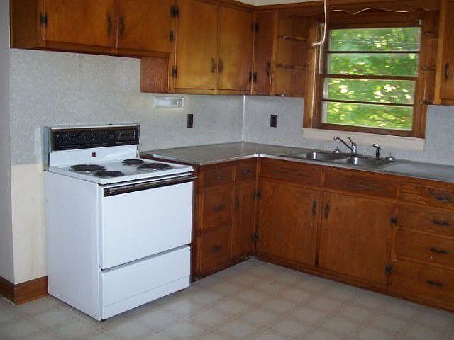 2nd image of 1116 Hilham Hwy
