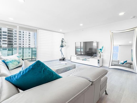 4th image of 2501 S Ocean Dr APT 536