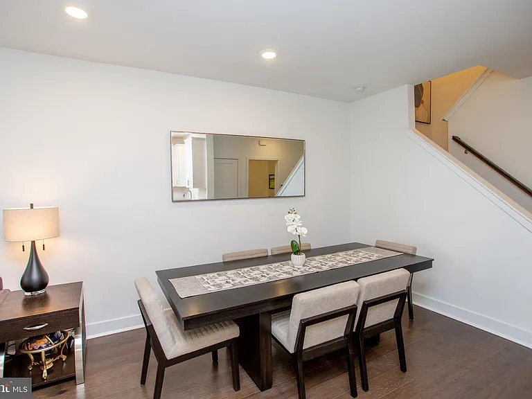 233 Lewis Fisher Dr #ST — Photo 7