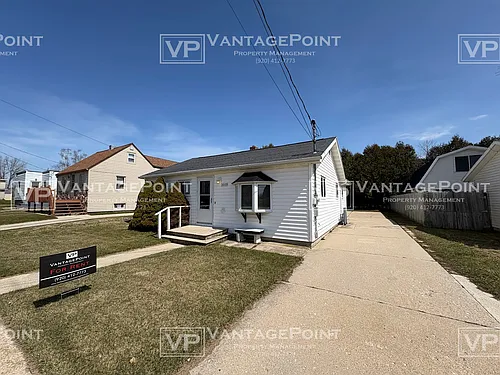3009 Jackson St Photo 1