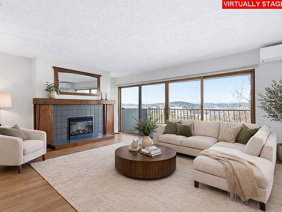 3rd image of 2221 SW 1st Ave APT 724