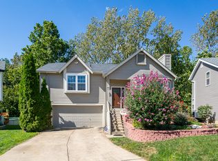 50 Aspen Pointe Ct, Saint Peters, MO