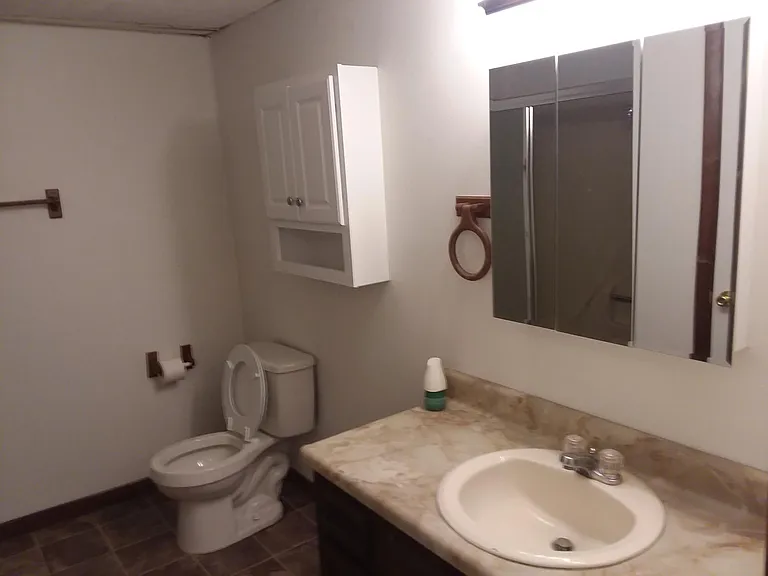 118 Watts Rd — Photo 2