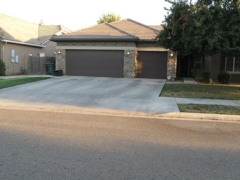 1st image of 2735 W Taylor Ave