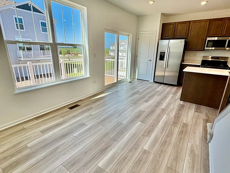 25752 W Yorkshire Dr — Photo 19