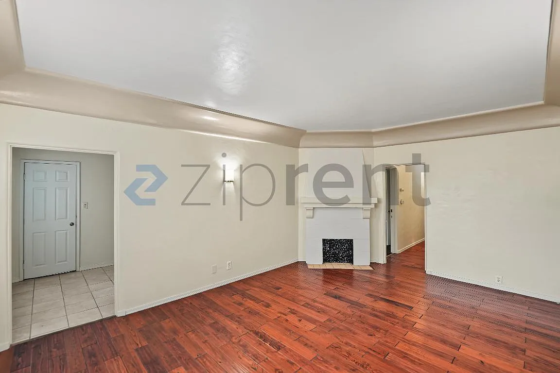 2 bed, 1050 sqft, $3,175 — Photo 3