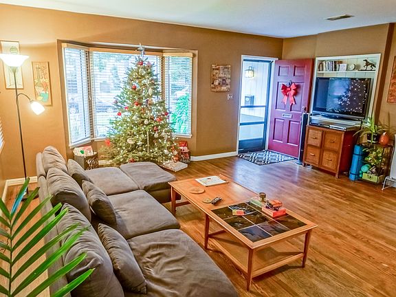 4th image of 3811 W Heffron Dr