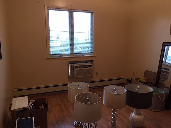 5th image of 2130 48th St