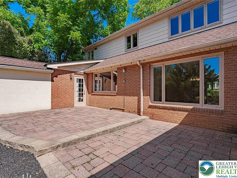 3608 S Highland St — Photo 80