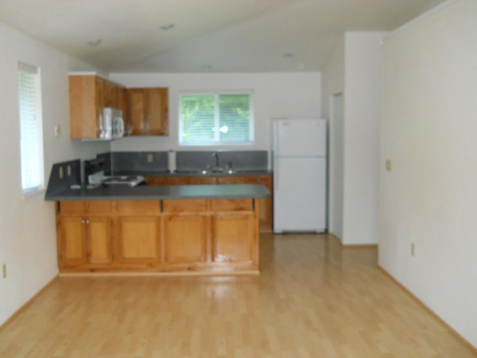 1st image of 1813 Young St #1813