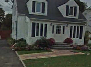 684 Commander Ave, West Babylon, NY 11704