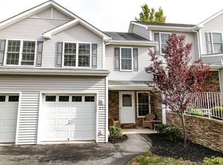 25 Aveonis Ct #D-3, Fishkill, NY 12524