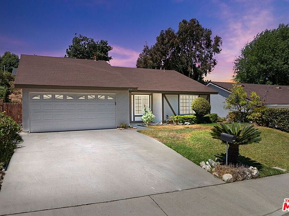 2nd image of 2913 Blandford Dr