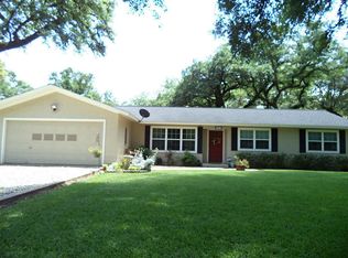 206 Shady Ln, Wharton, TX 77488