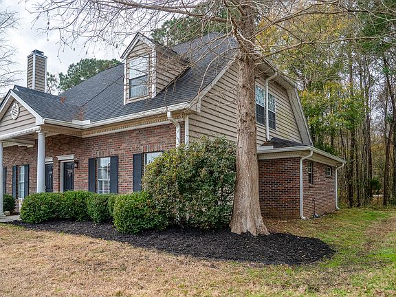 4th image of 2204 Kings Gate Ln