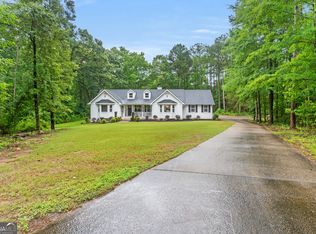 20 Turkey Point Dr, Lagrange, GA 30240