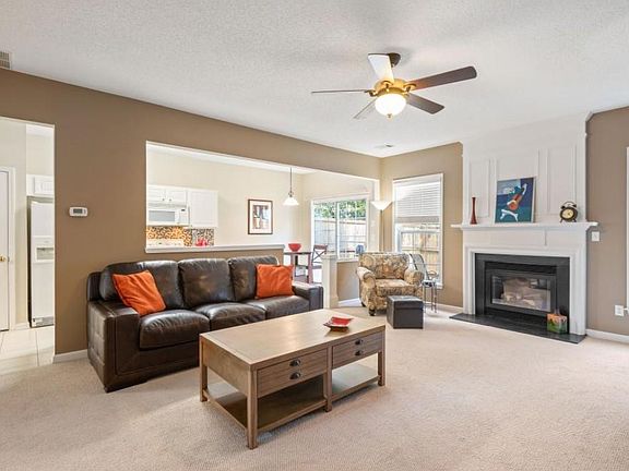 4th image of 3703 Timbercreek Cir #3703