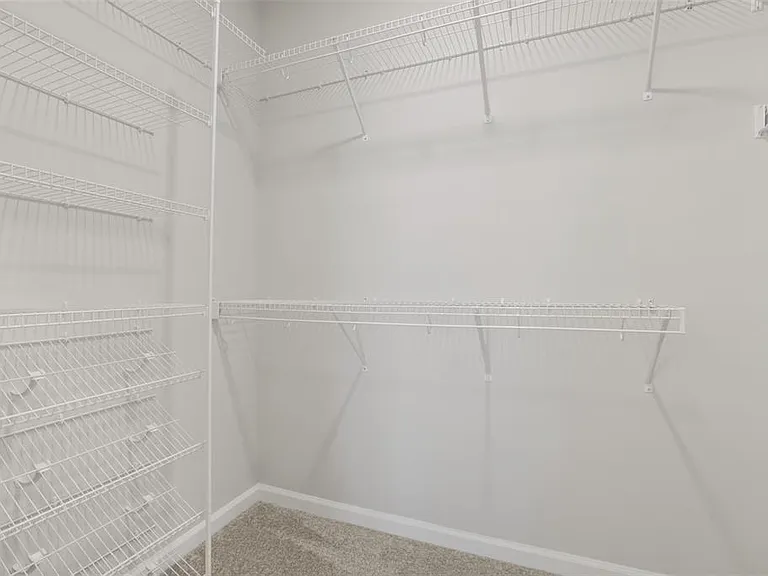 1394 Mount Royal Dr — Photo 15