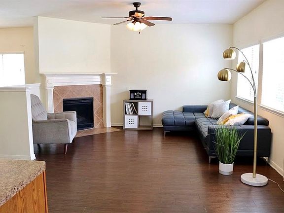 3rd image of 20706 Settlers Lake Cir N