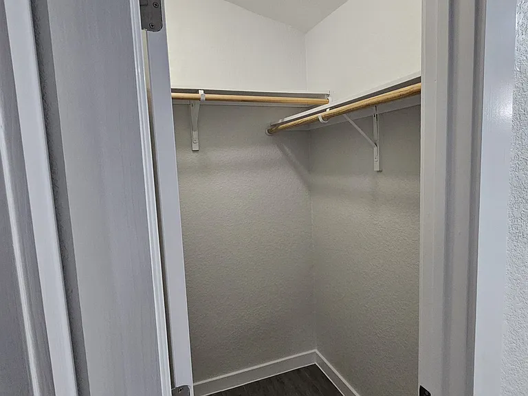 Walk in Closet