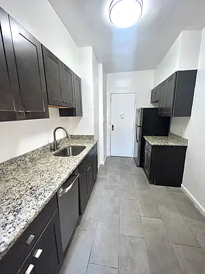 Rented by A&E Real Estate Management | media 3