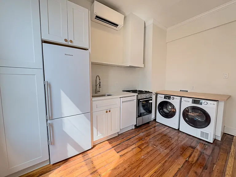 1223 N Franklin St #2F — Photo 14