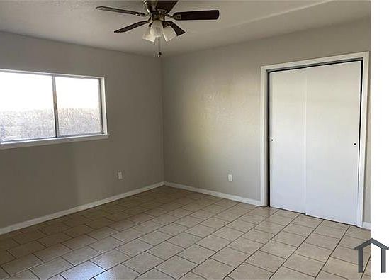 2nd image of 3518 E Yandell Dr