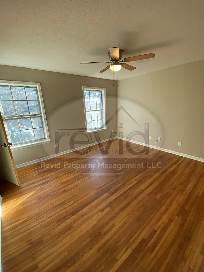 Campbell 3414 — Photo 4