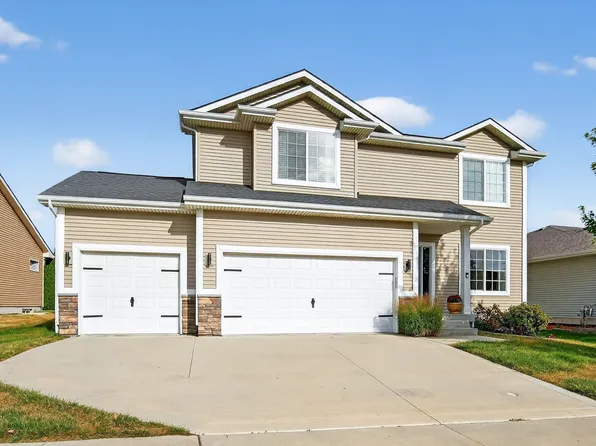 1885 SE Waddell Way, Waukee, IA 50263