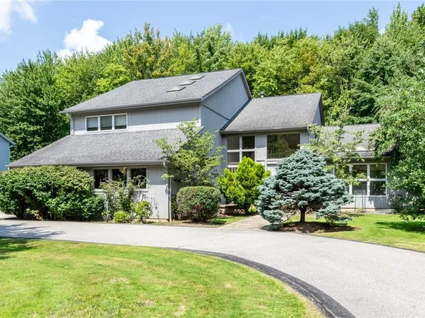 245 Jackson Dr, Orange, OH 44022