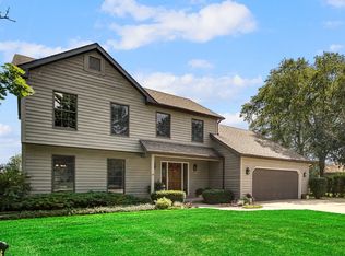 43W095 Kenmar Dr, Elburn, IL 60119