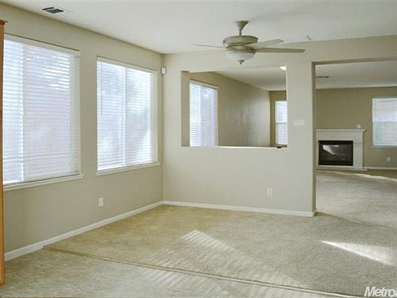 4th image of 2512 Marano Ln